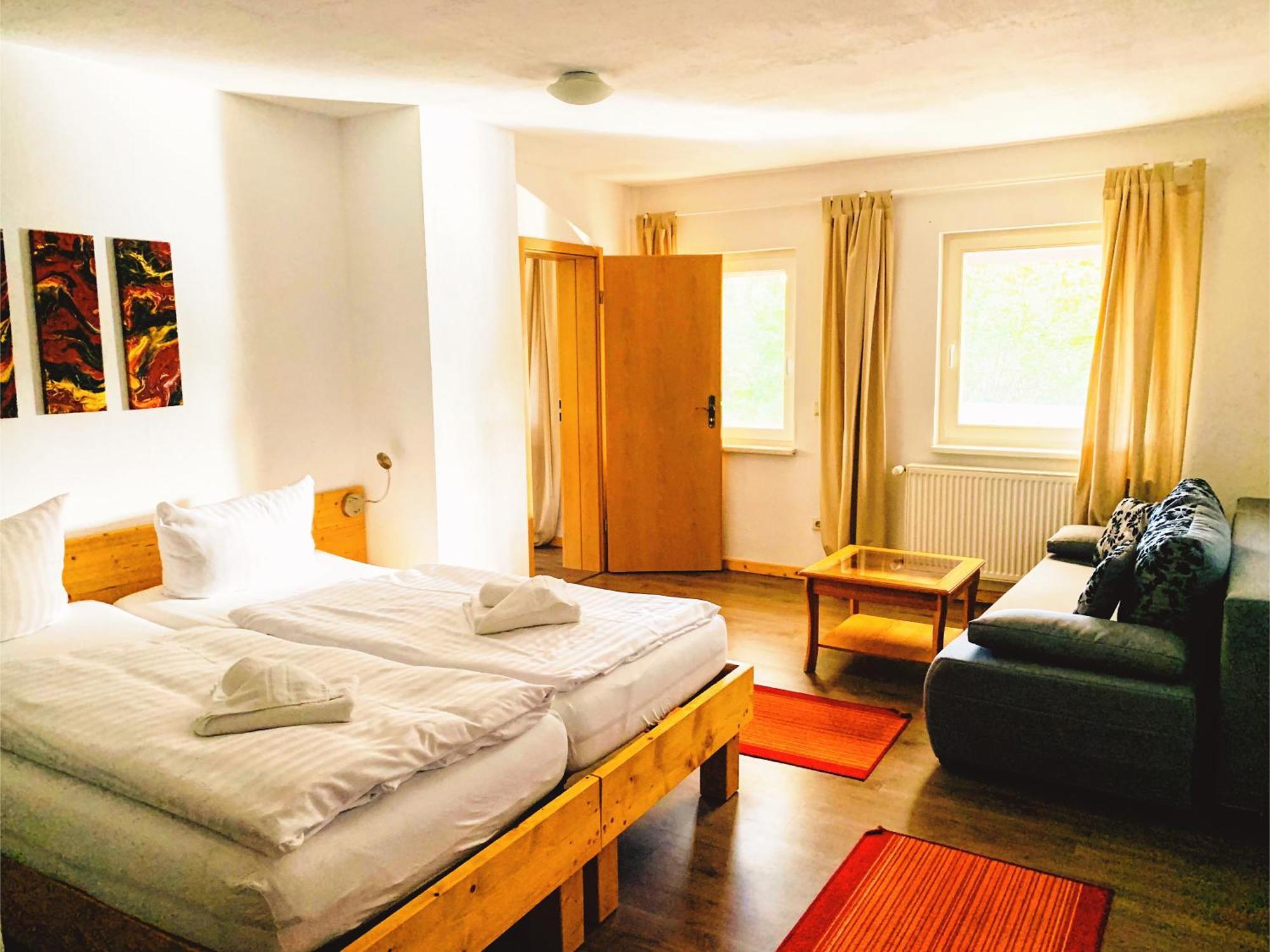 Landhotel Cafe Praelank Neustrelitz Exteriör bild
